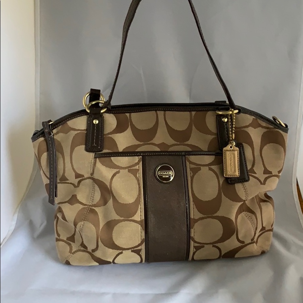 ❌SOLD❌Coach signature striped pocket tote - Picture 4 of 9